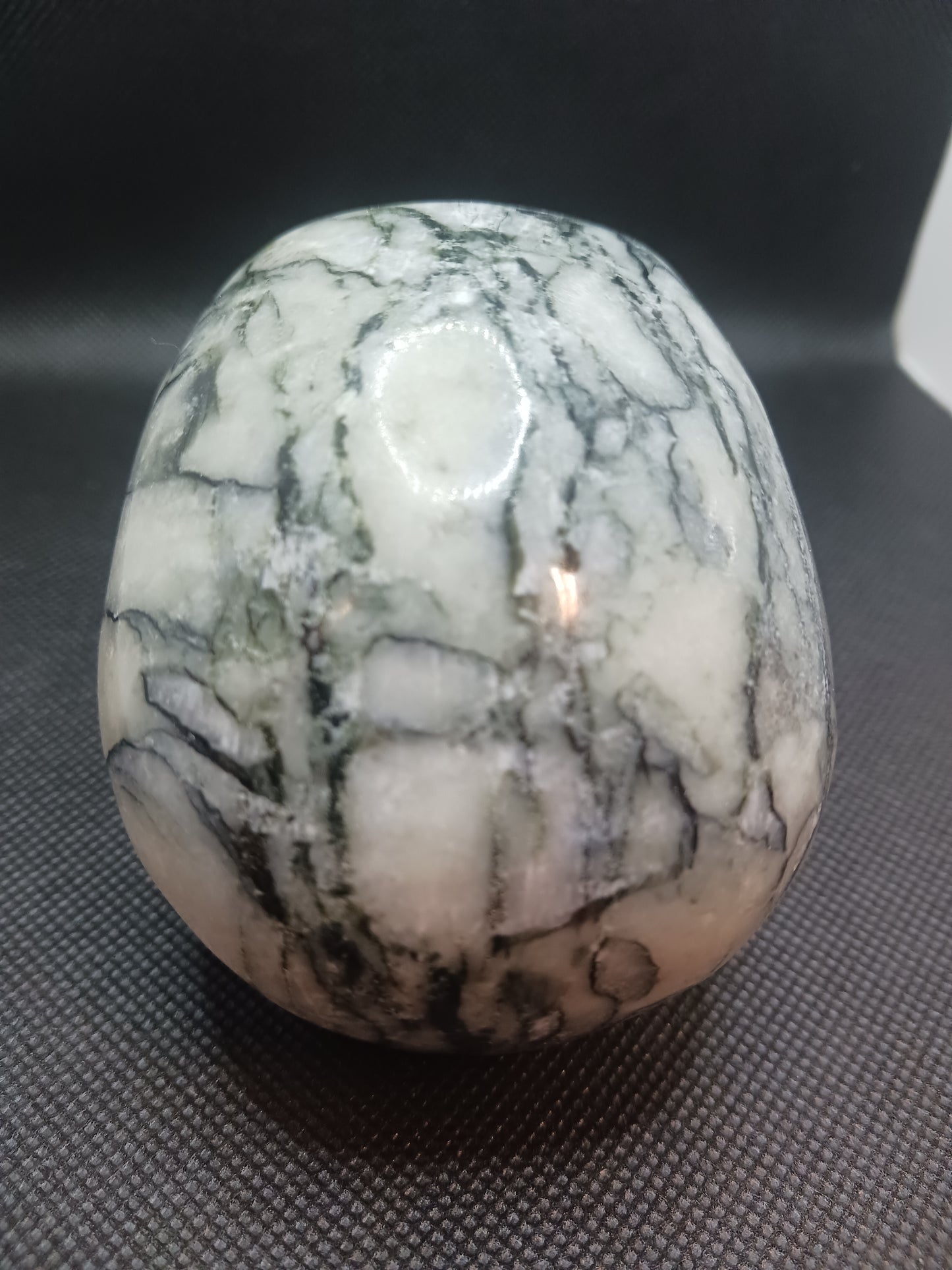 Black Net Jade Skull (C)