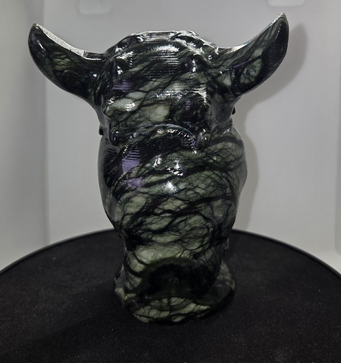 Hsiuyen Jade Sull With Cow Skull A