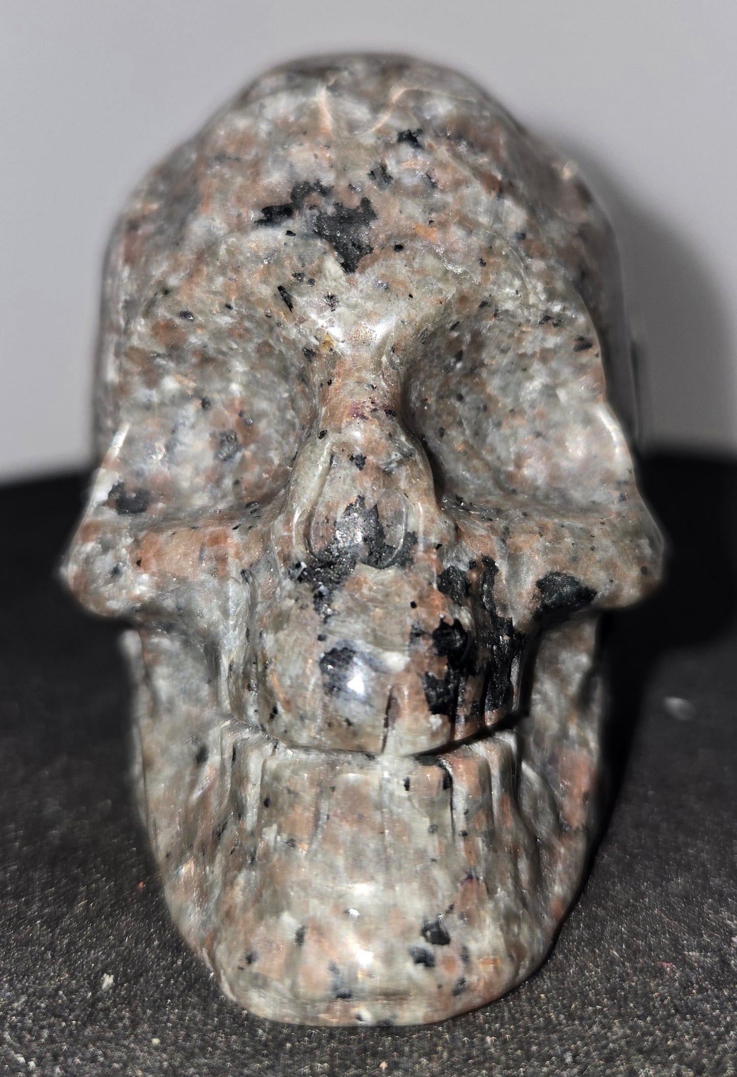 Yooperlite Skull with Design F (UV Reactive)