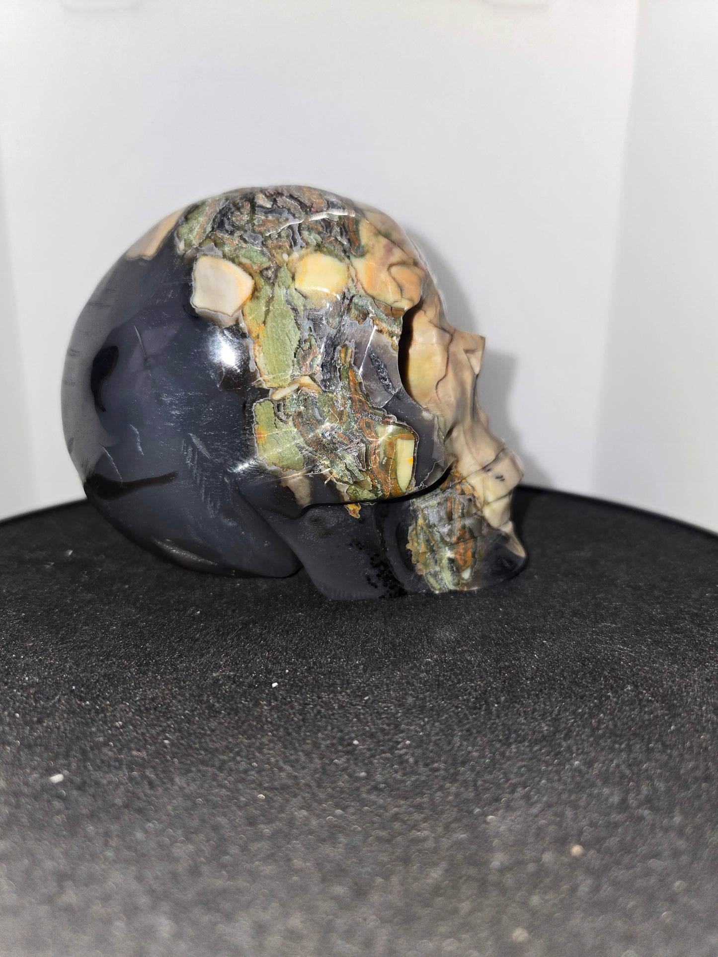 Volcanic Agate Skull D (chipped nose) UV Reactive