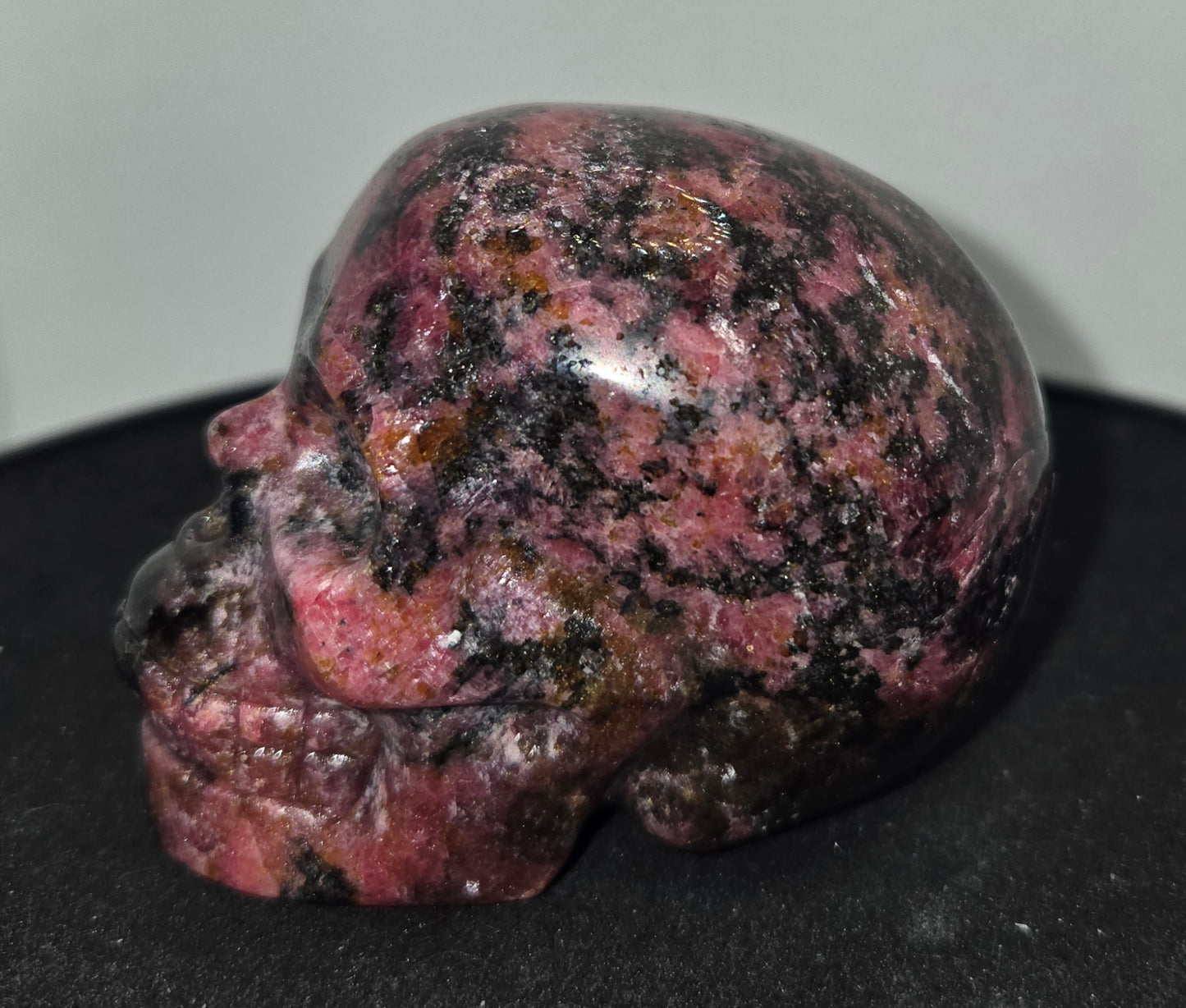 Rhodonite Skull