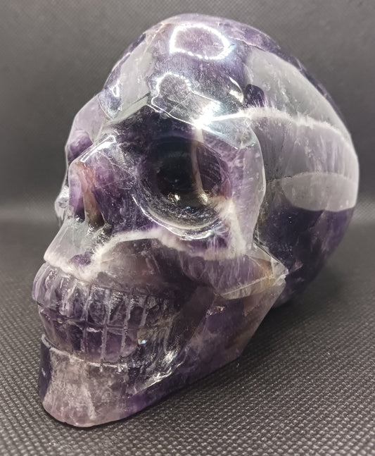 Dream Amethyst Skull Large (A)