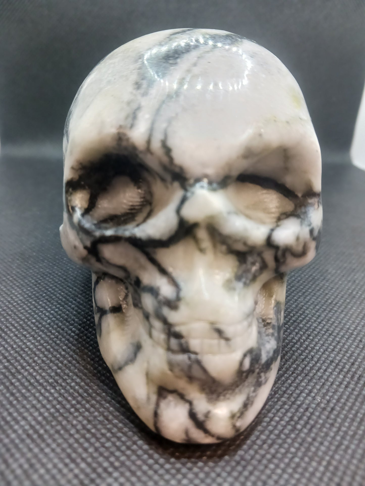 Black Net Jade Skull (A)