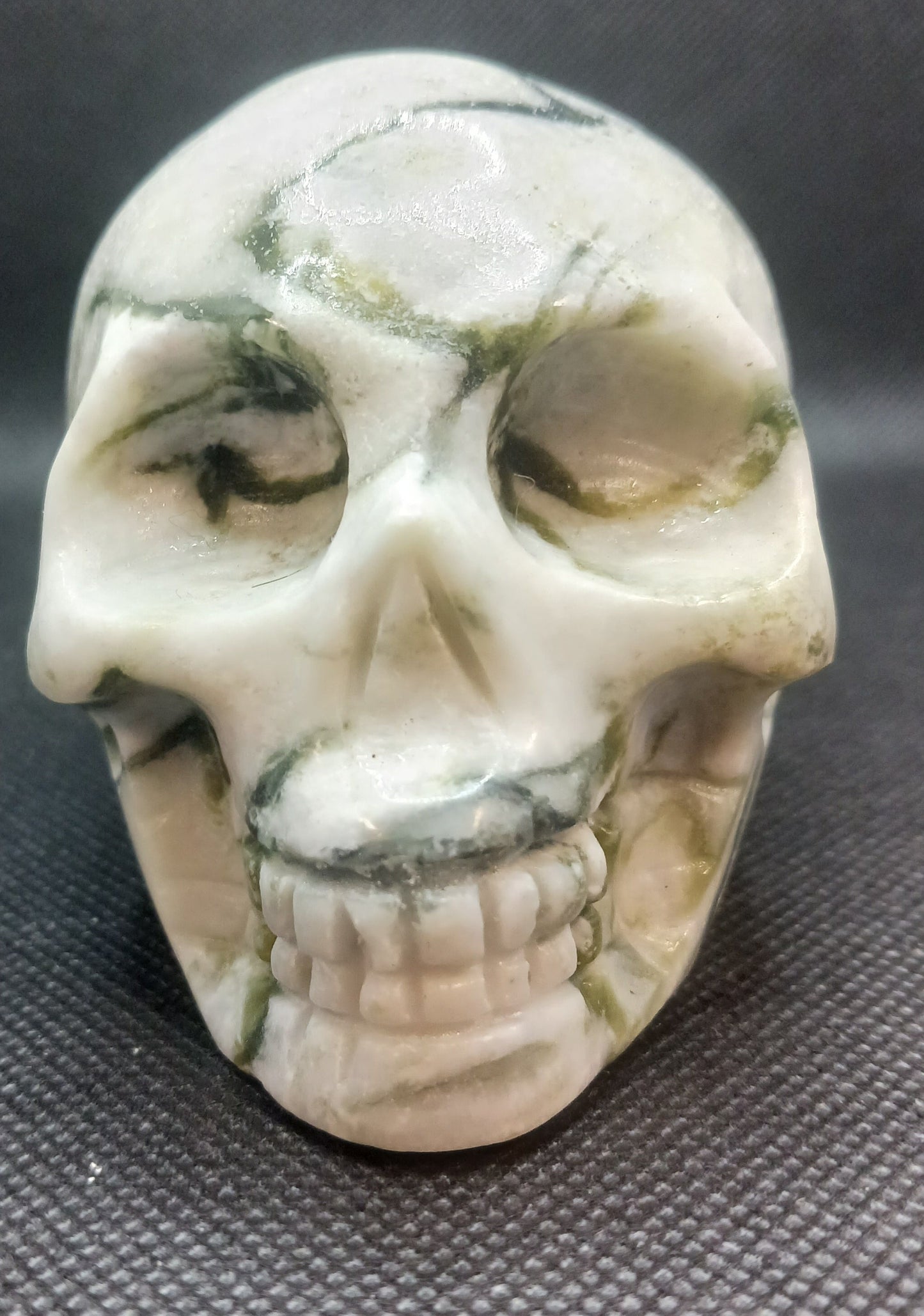 Net Jade Skull (F)