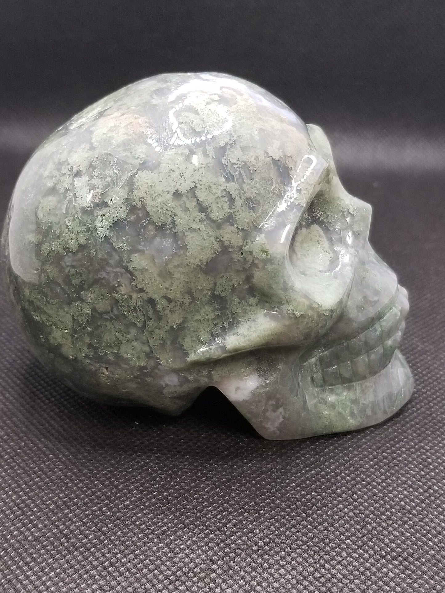 Moss Agate Skull (B)