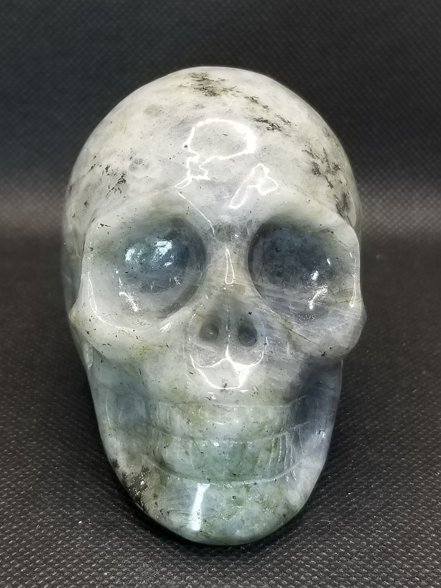 Labradorite Skull (A)
