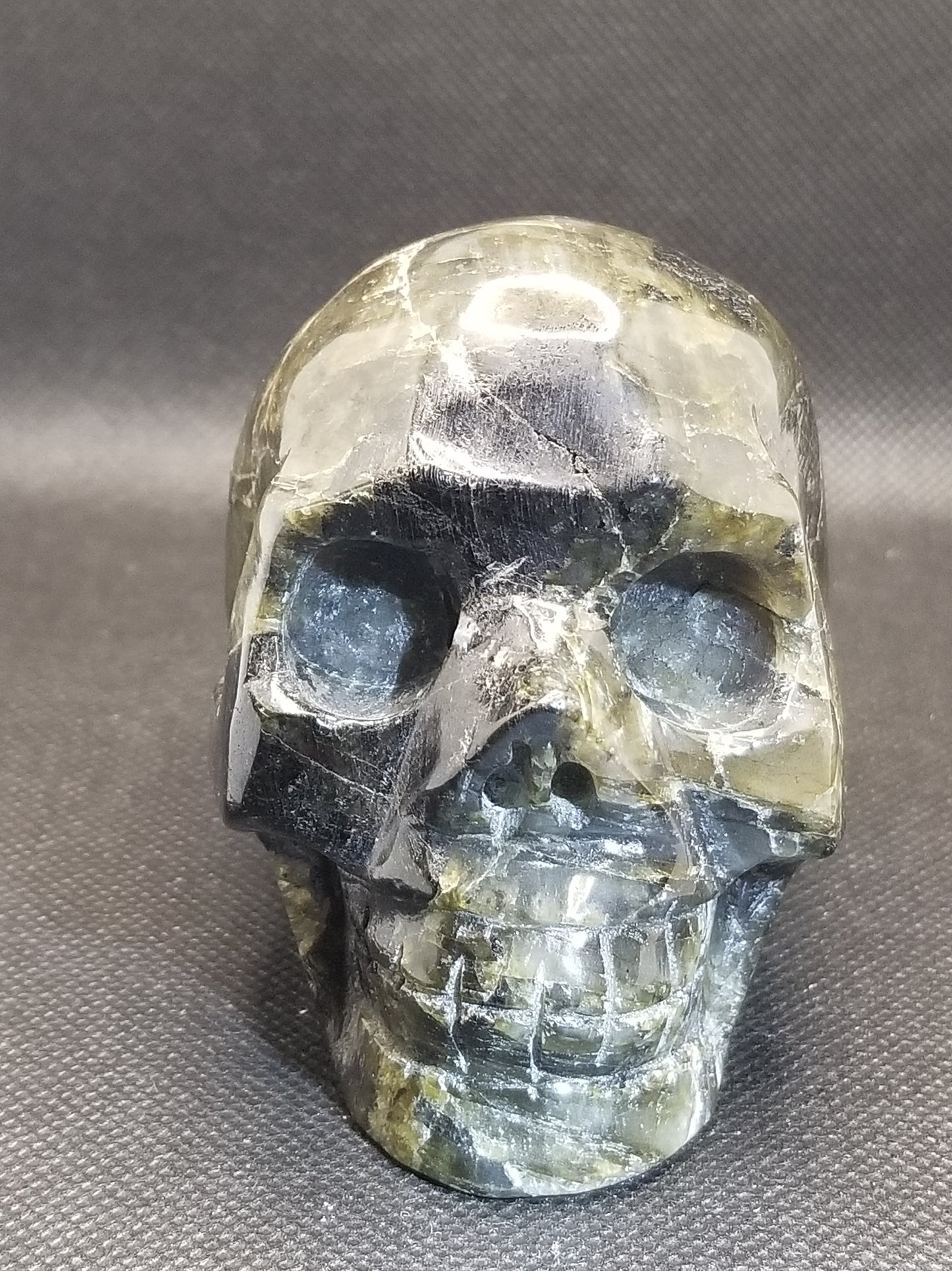 Labradorite Skull (C)