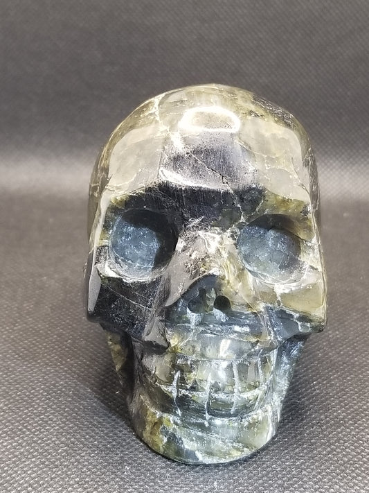 Labradorite Skull (C)
