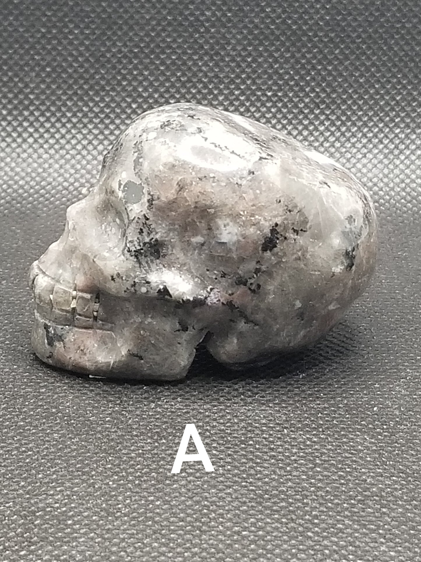 Yooperlite Small Skulls