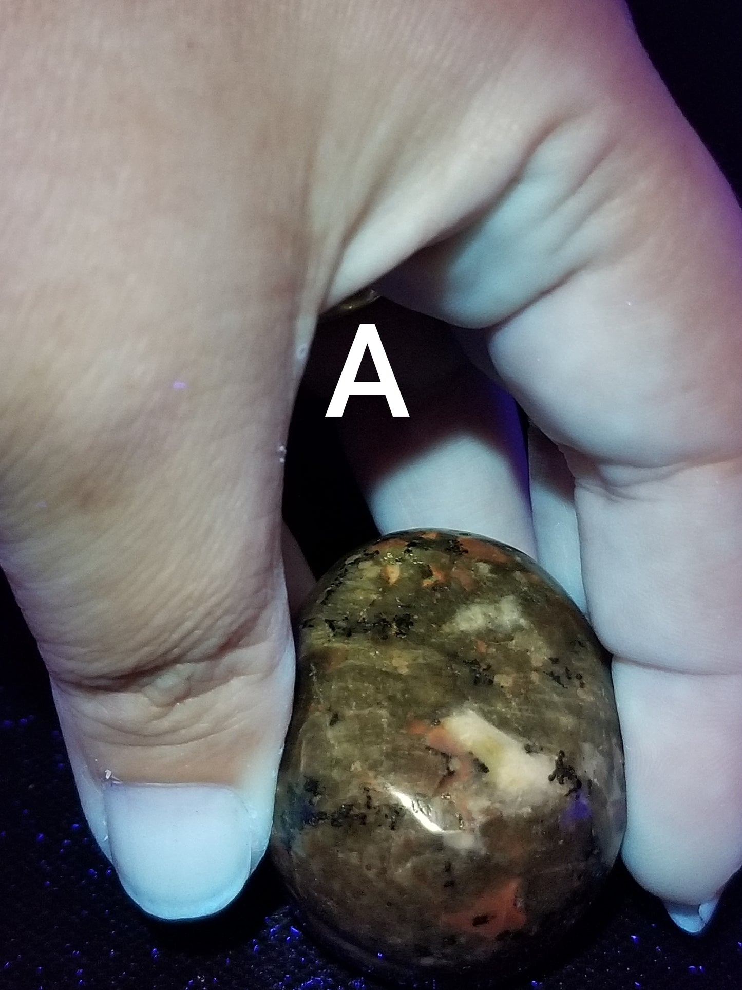 Yooperlite Small Skulls