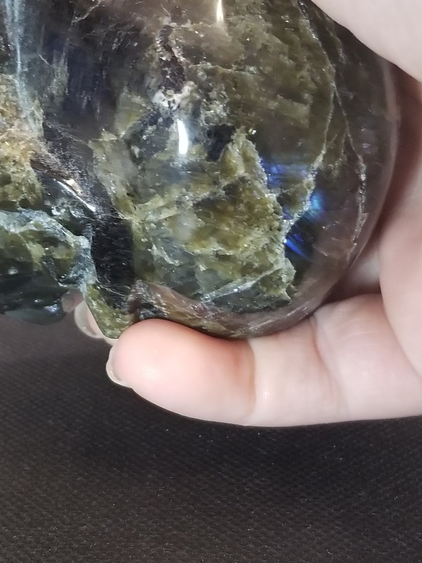 Labradorite Skull (B)