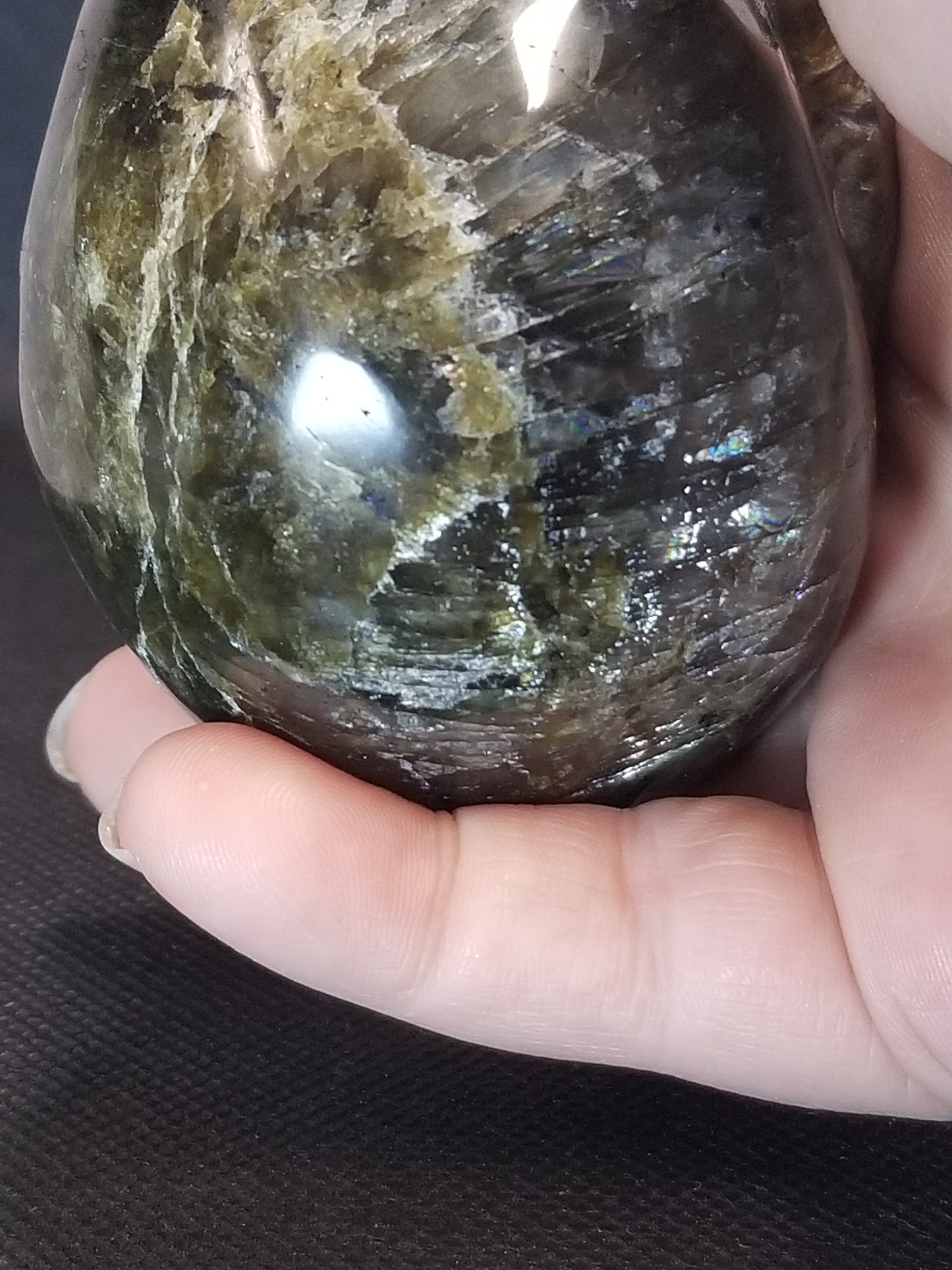 Labradorite Skull (B)