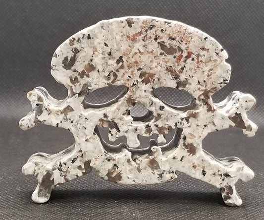Yooperlite Skull and Cross Bones