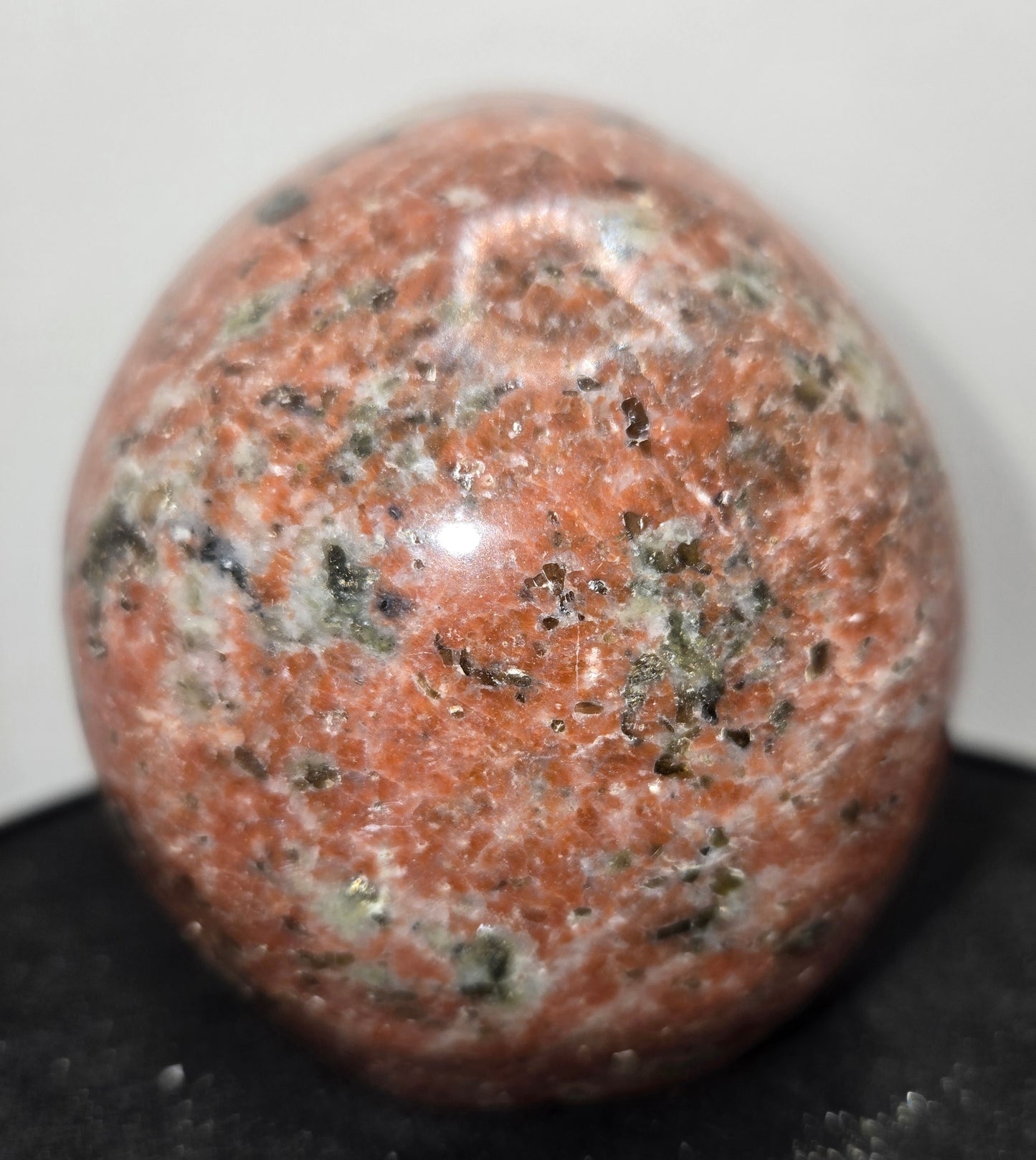 Peach Aventurine Skull