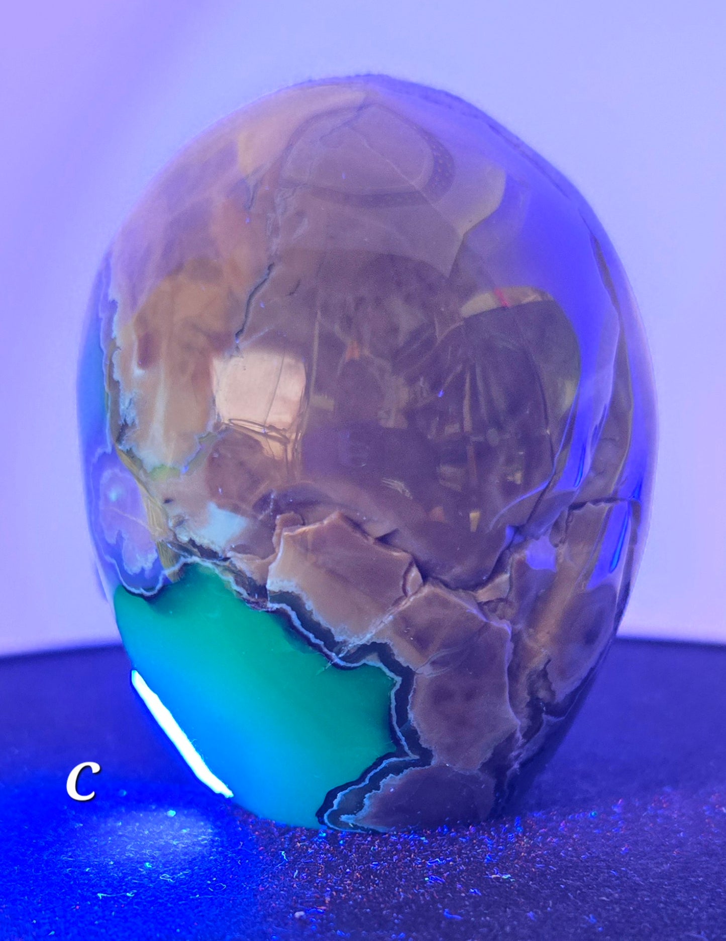 Volcanic Agate Skull C (UV Reactive)