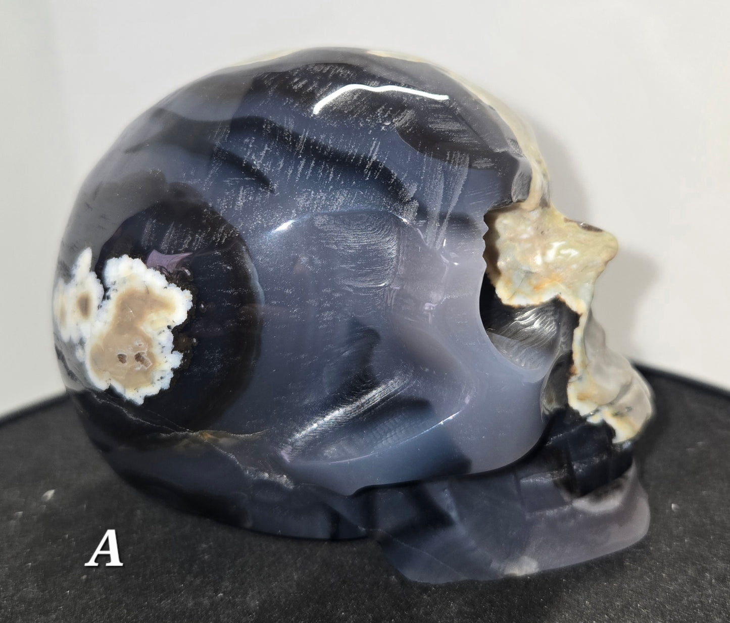 Drewzy Volcanic Agate Skull A