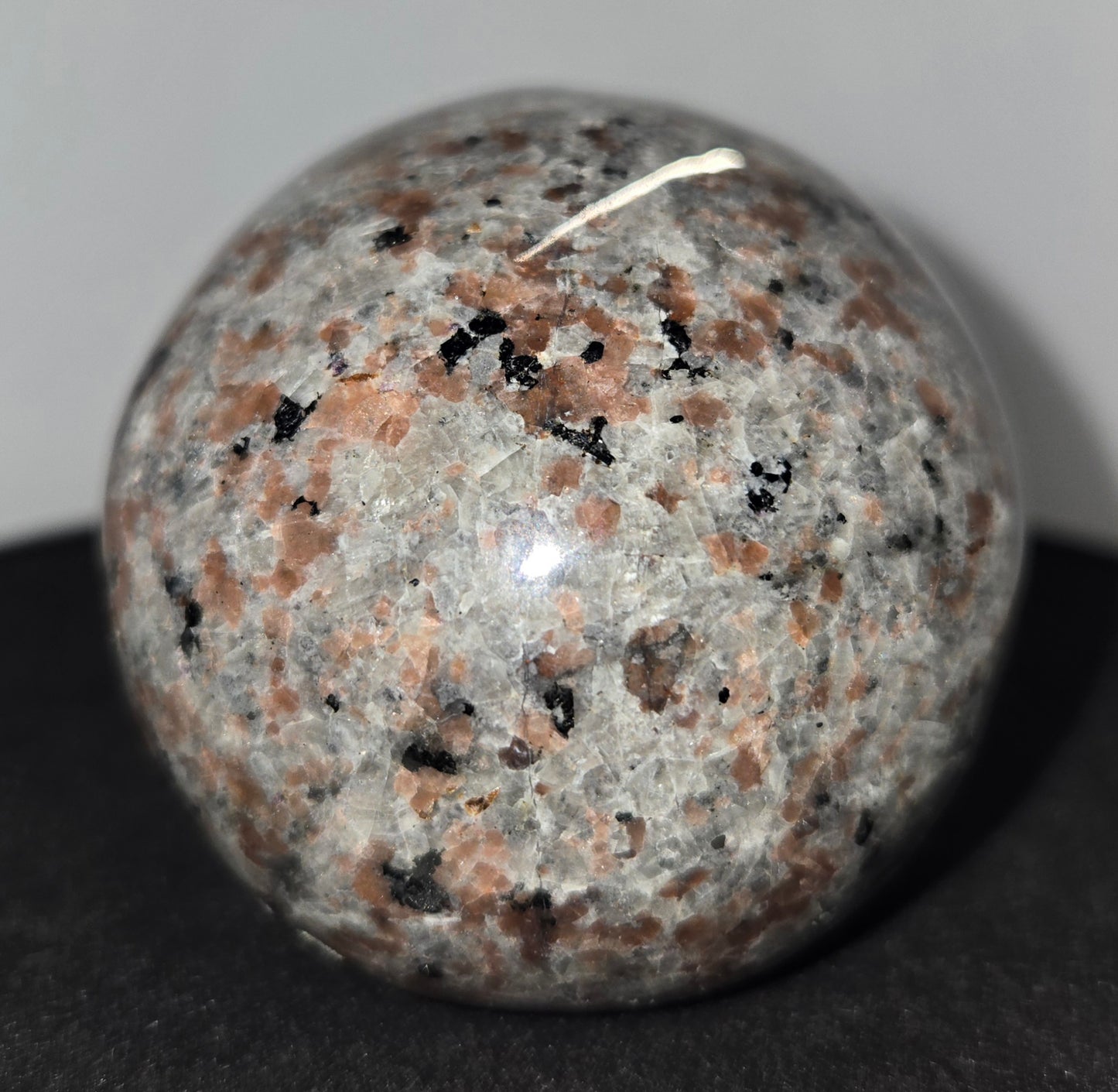 Yooperlite Skull E (UV Reactive)