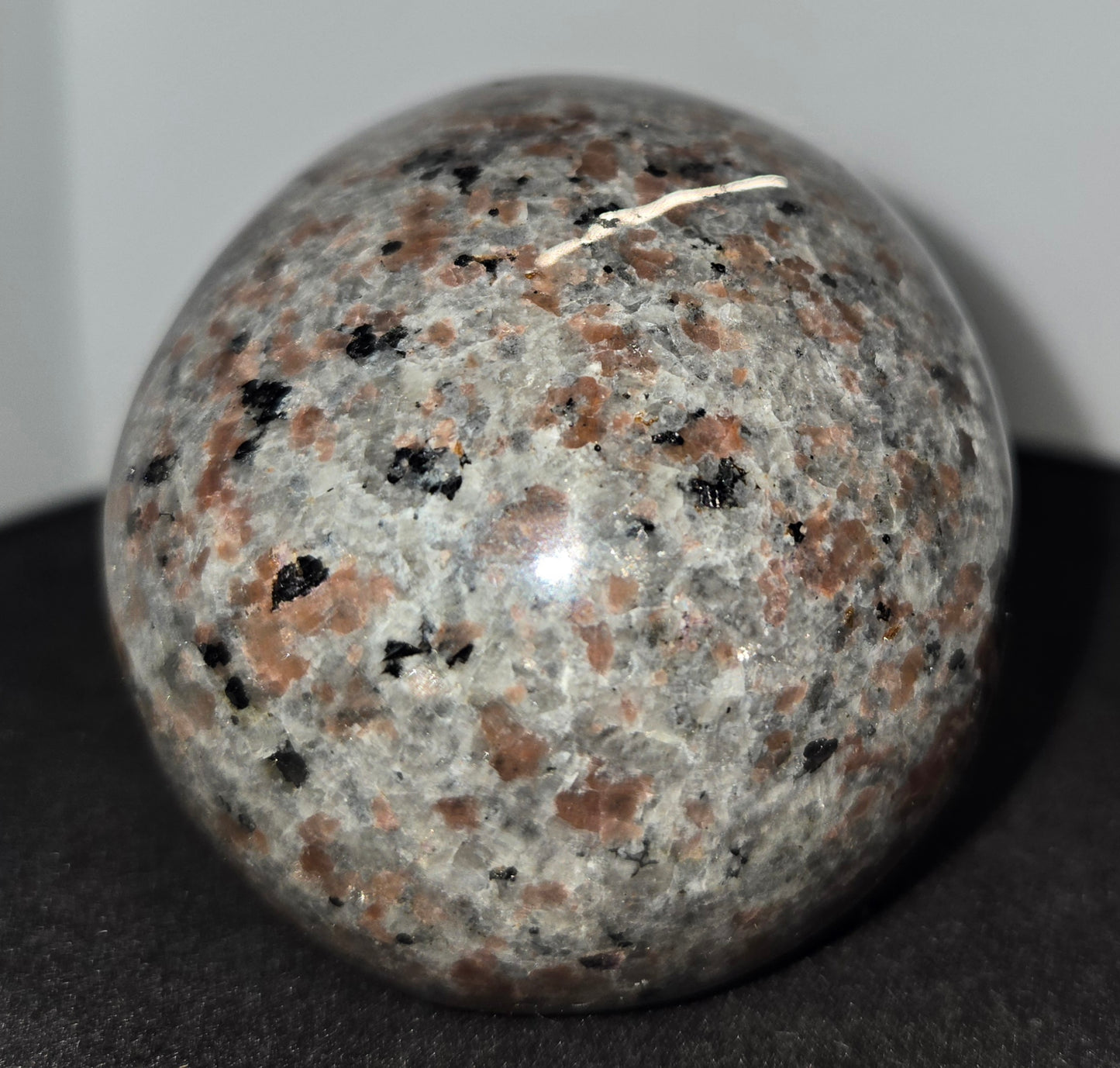 Yooperlite Skull F (UV Reactive)