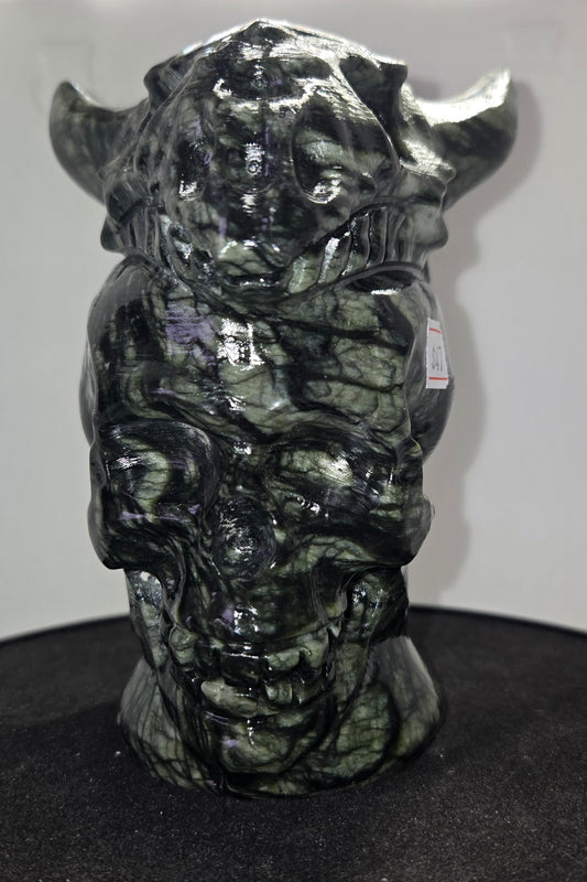 Hsiuyen Jade Sull With Cow Skull A