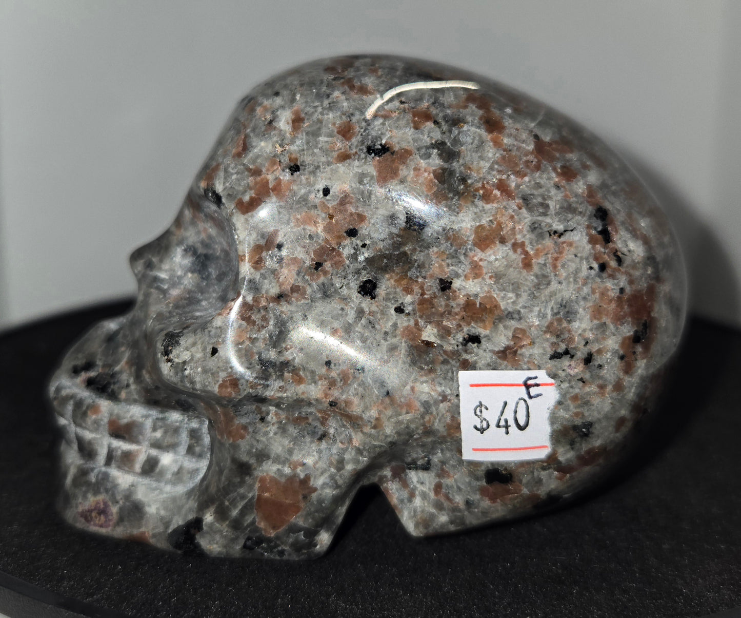 Yooperlite Skull E (UV Reactive)