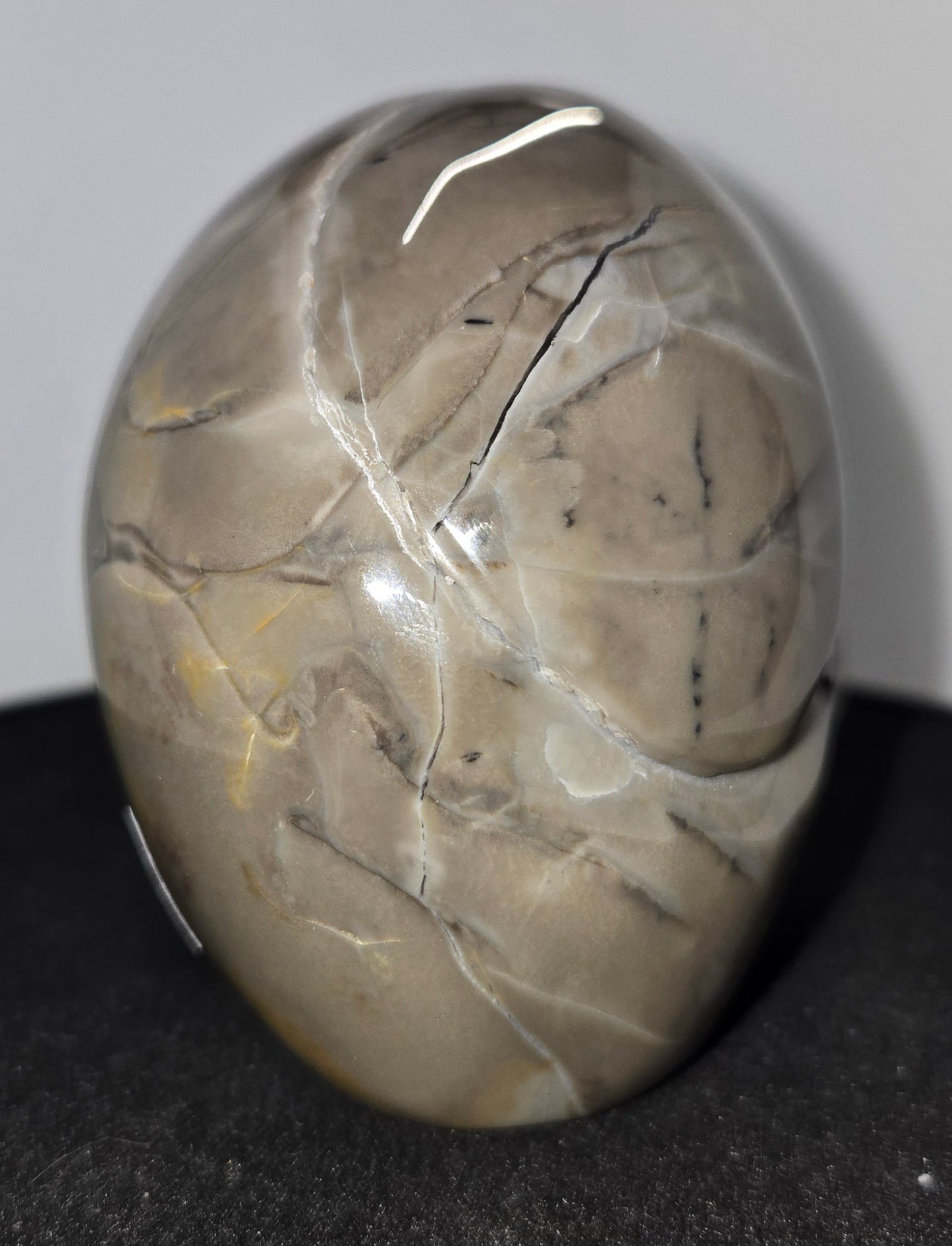 Volcanic Agate Skull E