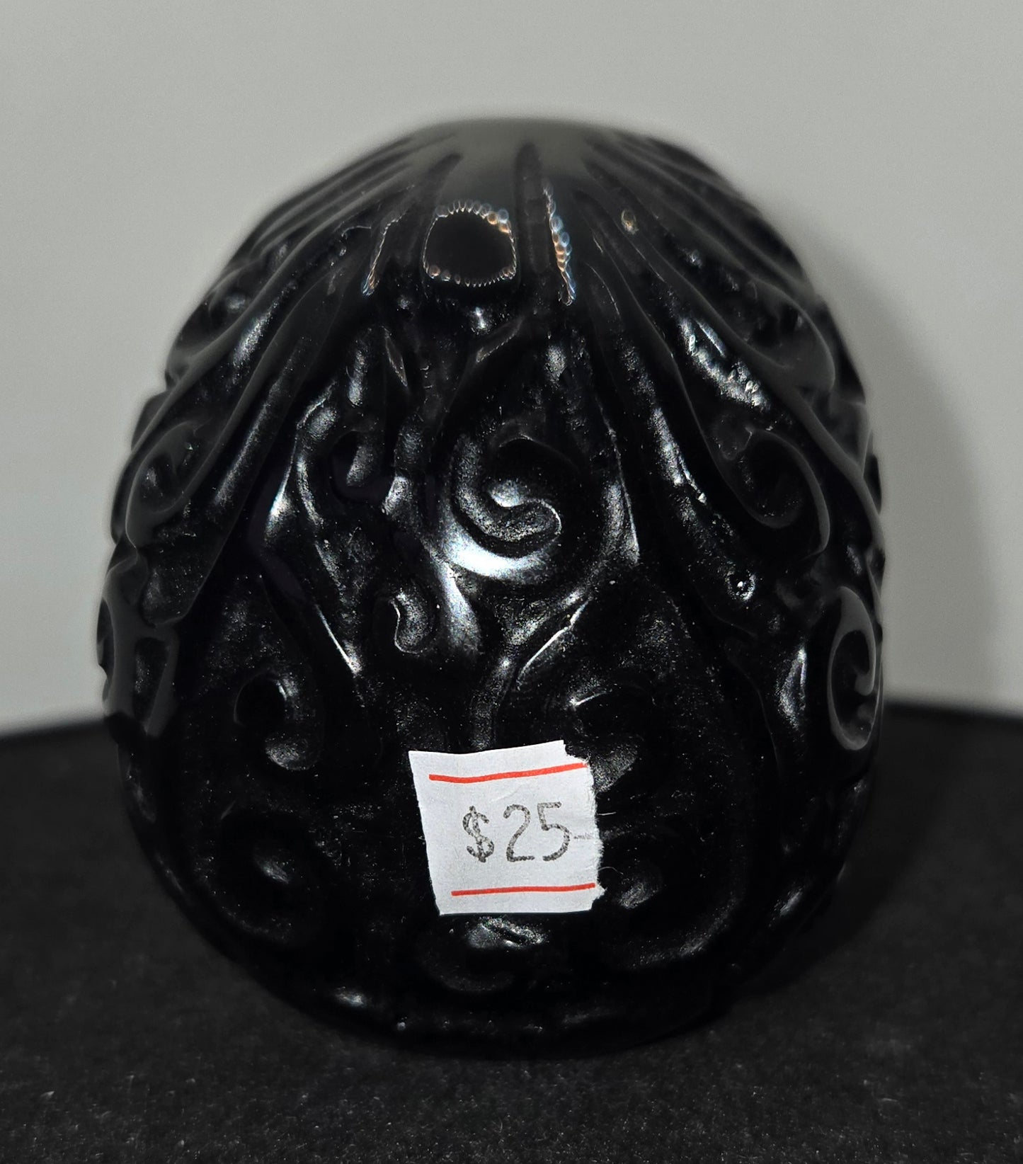 Obsidian Skull With Design