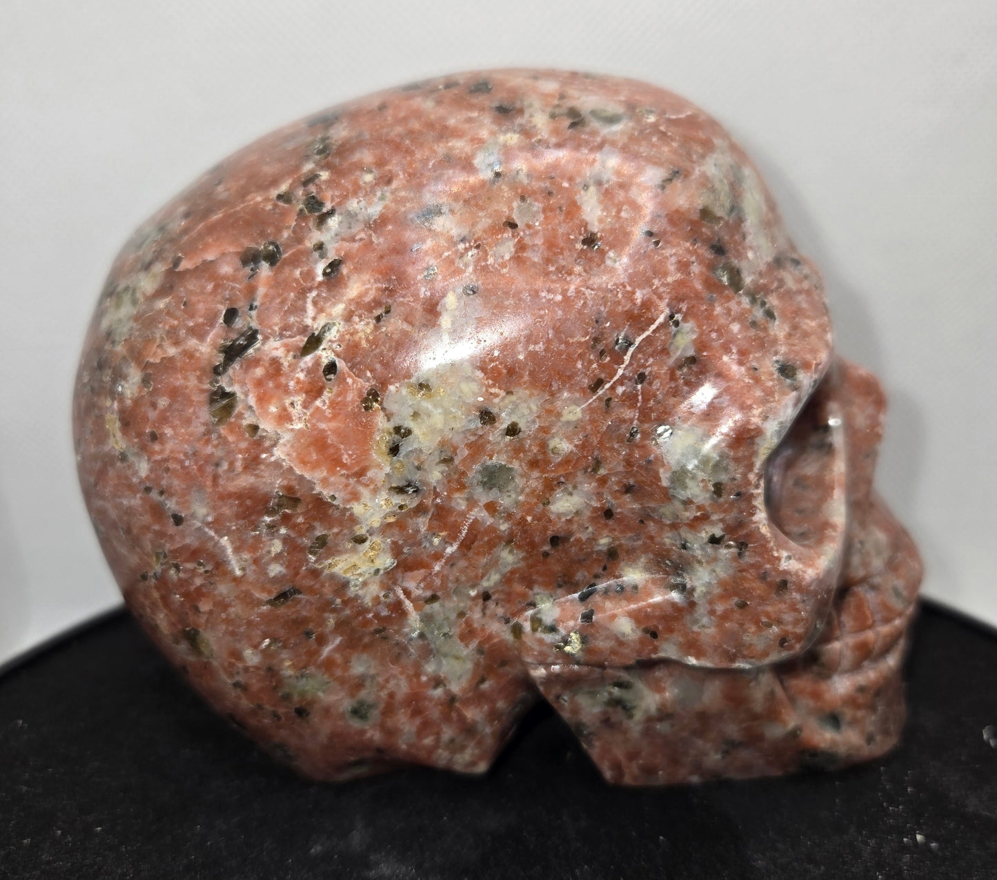 Peach Aventurine Skull
