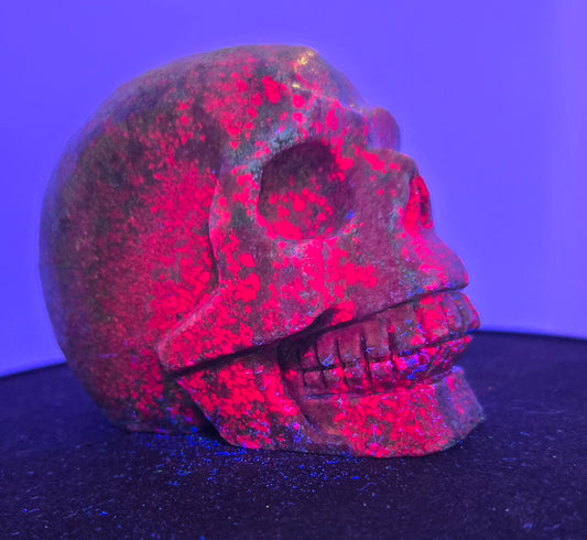 Ruby Kyanite Skull (UV Reactive)