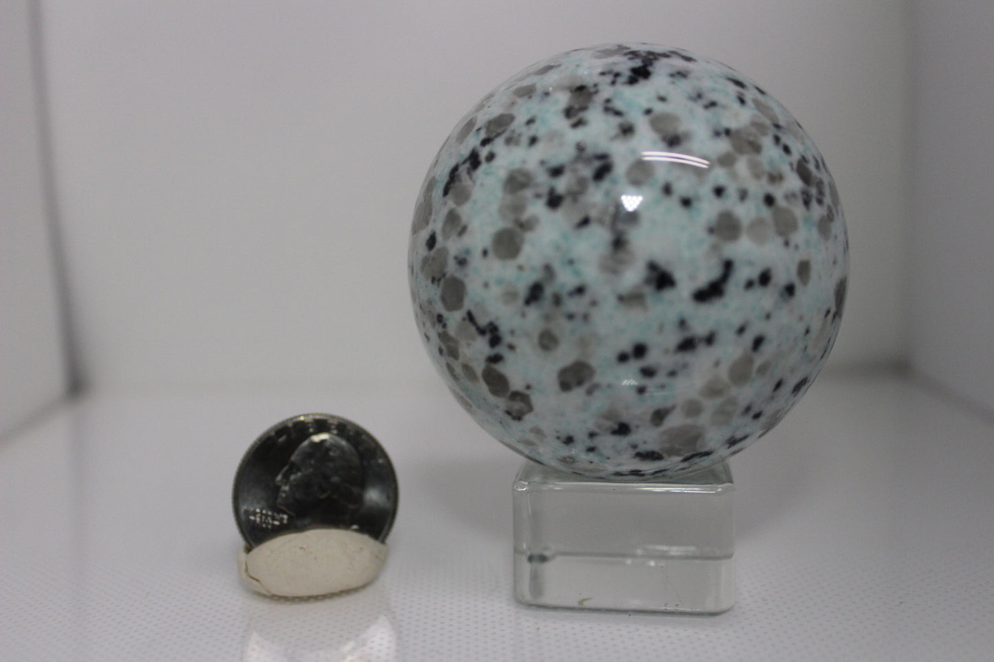 KIWI JASPER SPHERE